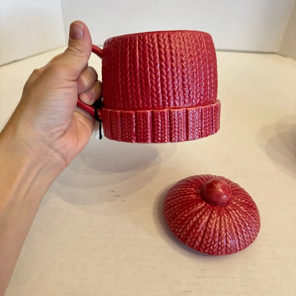 West Elm Red Stoneware Knit Ski Cap Hat Hot Chocolate Mug w/ Lid New w/ Tag Gift